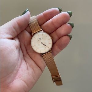 Daniel Wellington Gold Watch